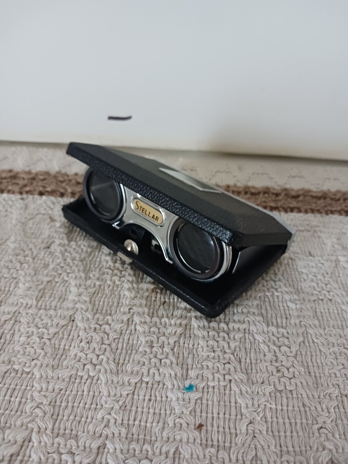 Picture 1 of 4