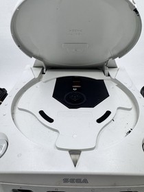 SEGA Dreamcast HKT-3020 Console White (For Parts) [Powers On, Non Working Laser]