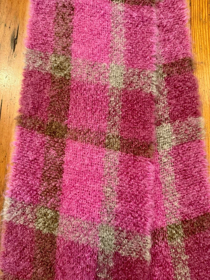 Vintage HOT PINK, PURPLE & BROWN Soft MOHAIR Wool SCARF Muffler Ireland 9"x64" - Image 3 of 4