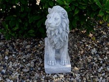 Steinfigur Tierfigur Löwe rechts schauend grau patiniert H.35 cm 23 x13 cm 10 kg
