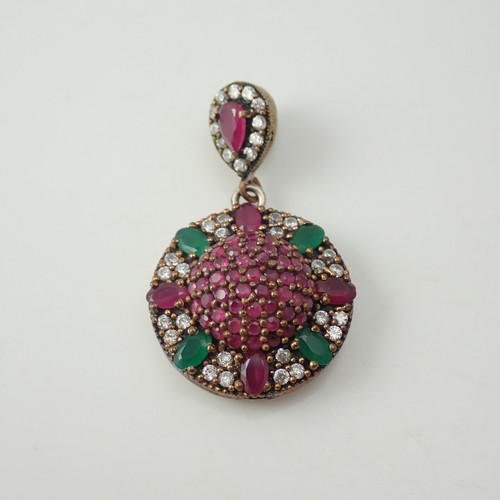 Vintage Gold Plated Sterling Ruby Emerald CZ Flower Pendant Weighs 15.7 Grams - Picture 2 of 6