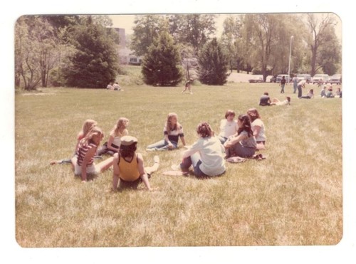 Vintage Photo Group Of Teenage Girls High School Students On The Lawn 70's DST41