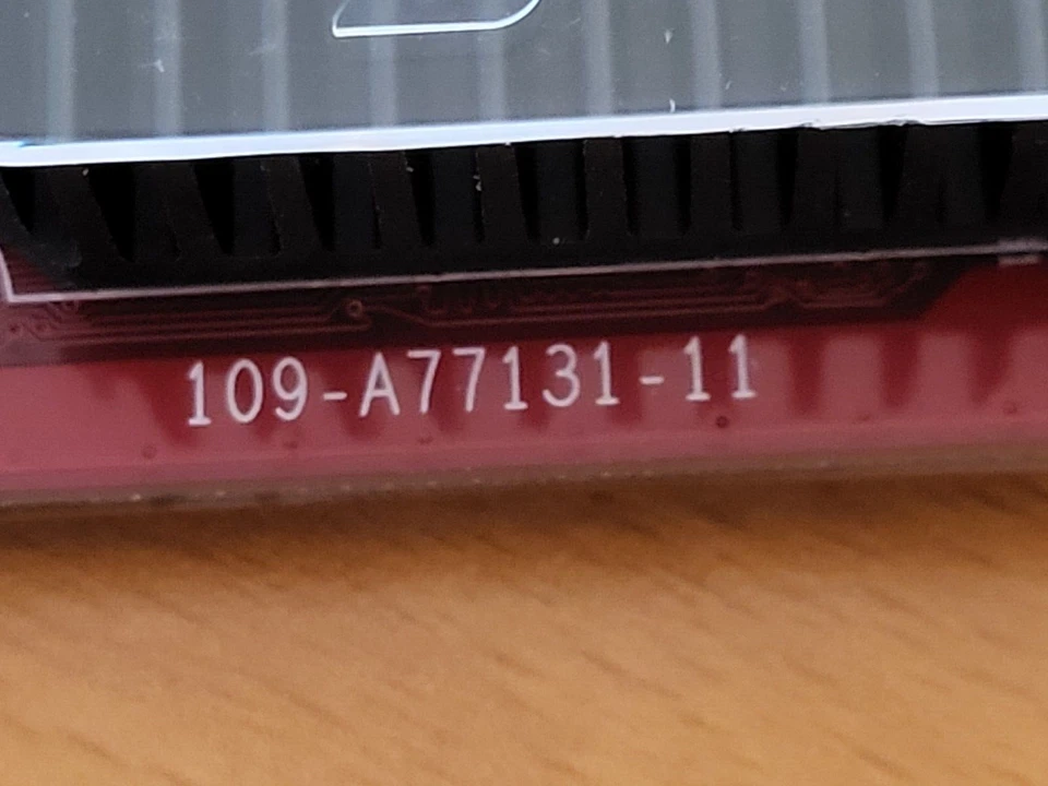 ATI Radeon X1300 Pro 256MB 102-A77104-11 DVI S-Video PCI-e Full Length Bracket - Image 4 of 4