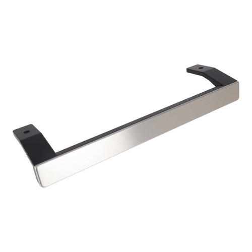 Manija de puerta negra y plateada nevera congelador Beko CRFP1790DA - Imagen 11 de 12
