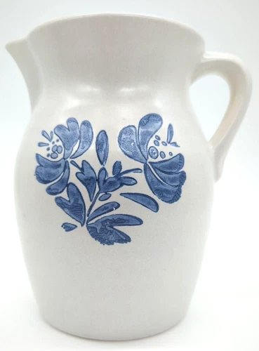 Pfaltzgraff Yorktowne 64 oz Water Pitcher 416Y Vintage Dinnerware