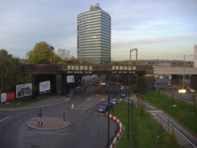 Foto 6x4 Wembley Point, Stonebridge Park ursprünglich Station House genannt c2008