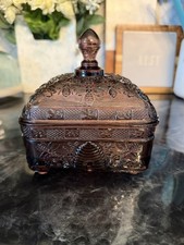 Vintage Tiara Indiana Glass Footed Honey Bee Hive Box Plum/Purple/Amethyst
