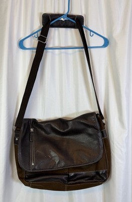 Wilsons Leather Pelle Studio Italian Leather Executive Messenger Bag Briefcase
