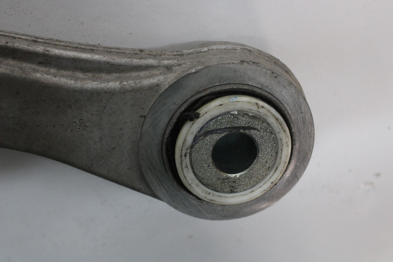 2022 MASERATI LEVANTE REAR LEFT CONTROL ARM OEM 2017-2024