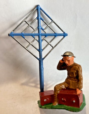 High Grade Collector Quality Vintage Manoil Soldier with Radio and Antenna