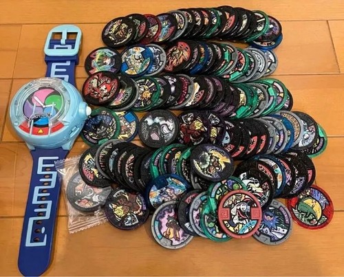 Yo-Kai Watch DX Model U Proto Version 7 with Yokai Medals 100pcs (random) Japan - 第 1/2 張圖片