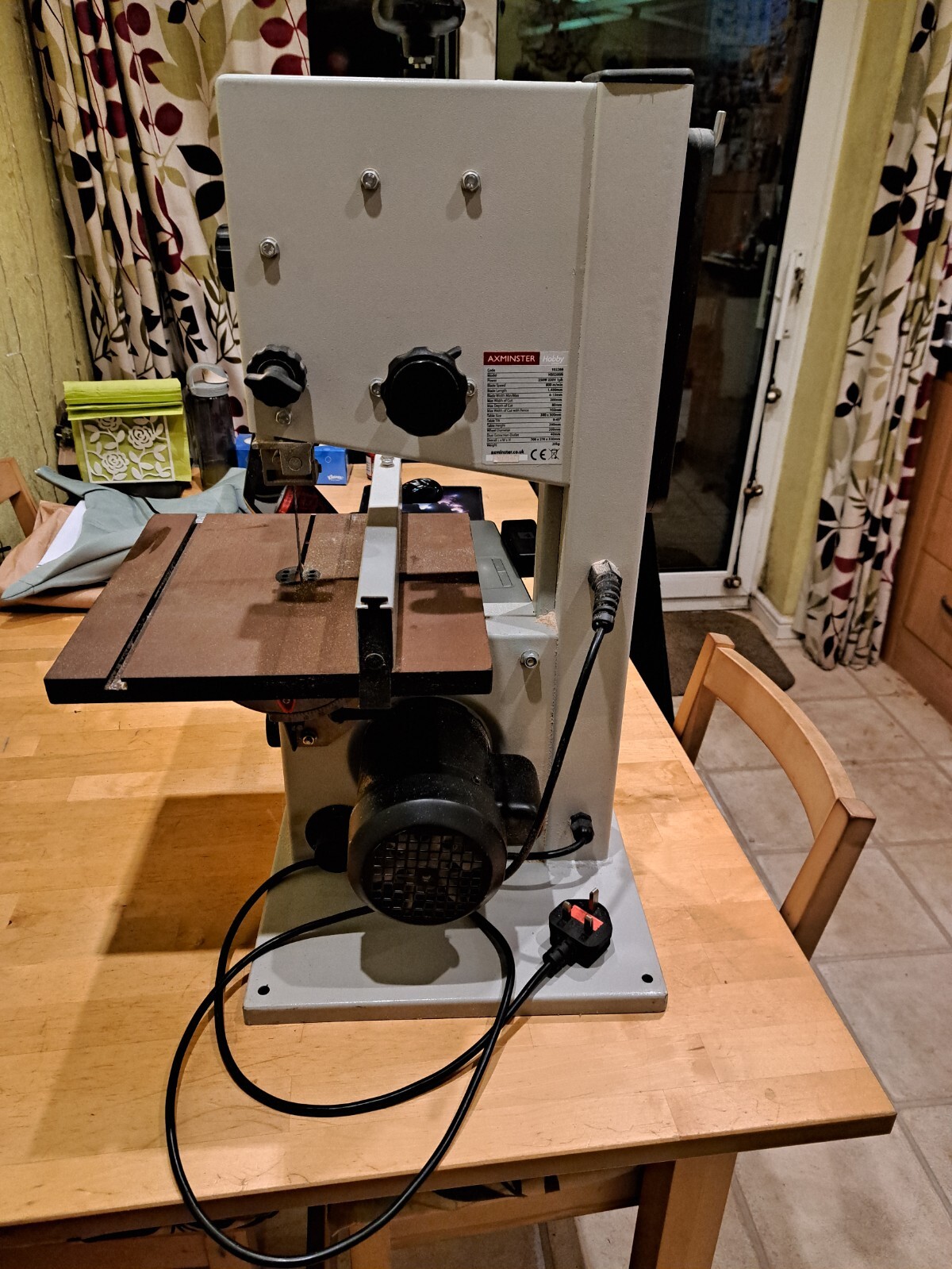 Axminster Hobby band saw, bench top, 240V, 800m/min speed spares or