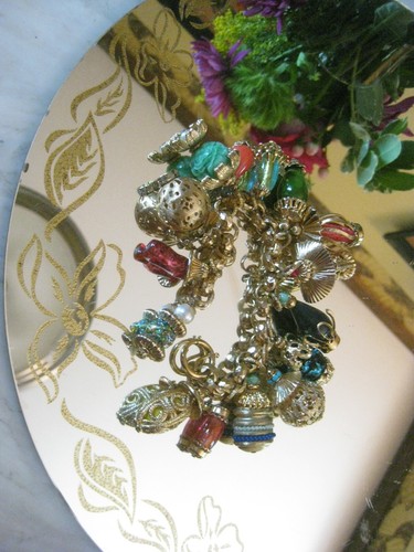 WOW! 50er SIGNIERTES NAPIER GOLDTON LATERNE GLAS PERLE ASIATISCH 15 CHARM ARMBAND - Bild 5 von 15