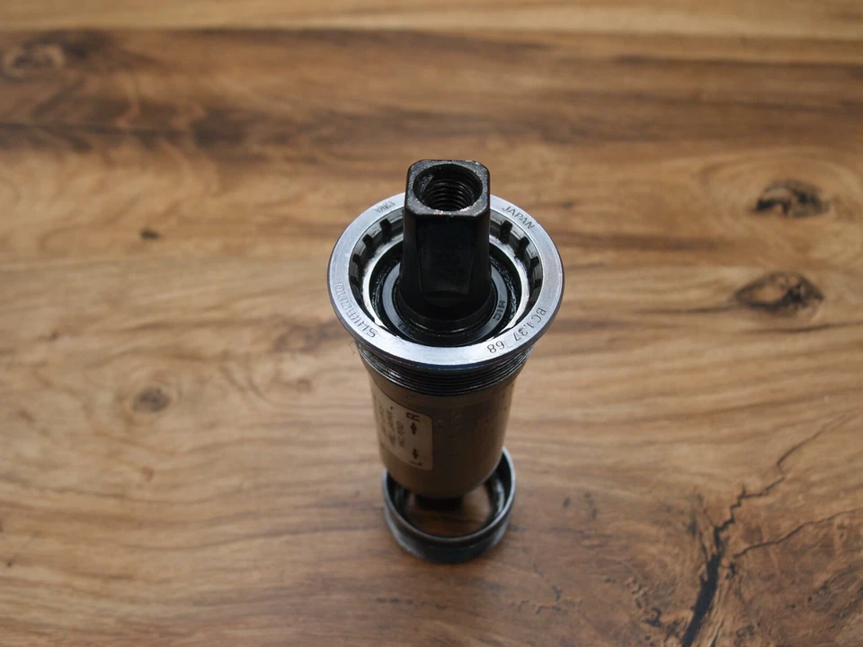 MTB pedalier 1993 Shimano Deore BB-UN51 VÍA Japón 110 mm BSA/68 mm Foto 4 de 4