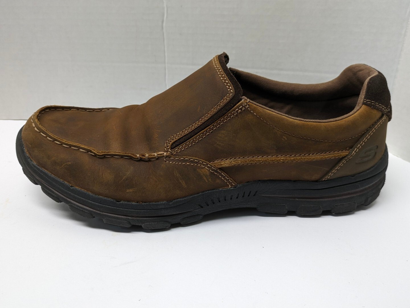 Skechers Mens BraverRayland Slip On Loafers Shoes Dark Brown Leather