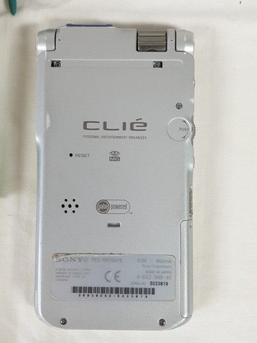 PDA portable Sony CLIE - Fabriqué au Japon (PEG-NR70V/U) - Photo 15 sur 21