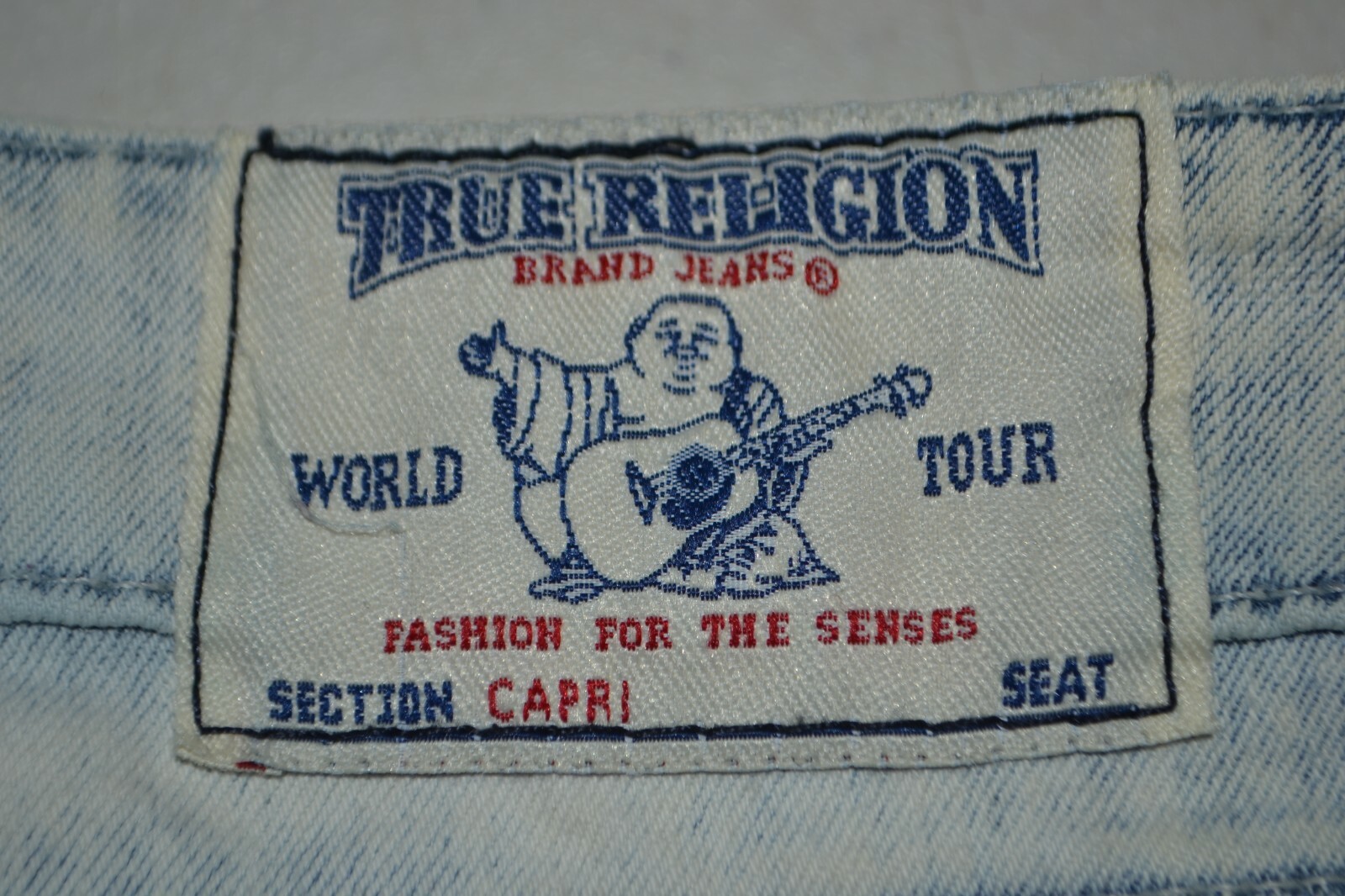 True Religion Women's Capri Light Blue Denim Jeans Sz 27x23 thumbnail 3