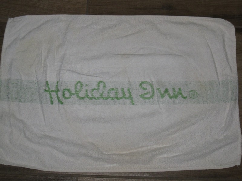 Rare Vintage HOLIDAY INN Iconic Green Stripe Hand Towel 1970s;  Innkare, Cotton