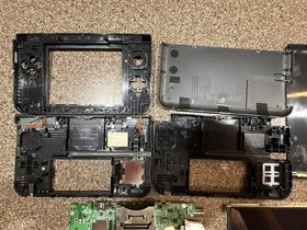 Nintendo 3DS LL Handheld Gaming System w/ Motherboard - Black *FOR PARTS*