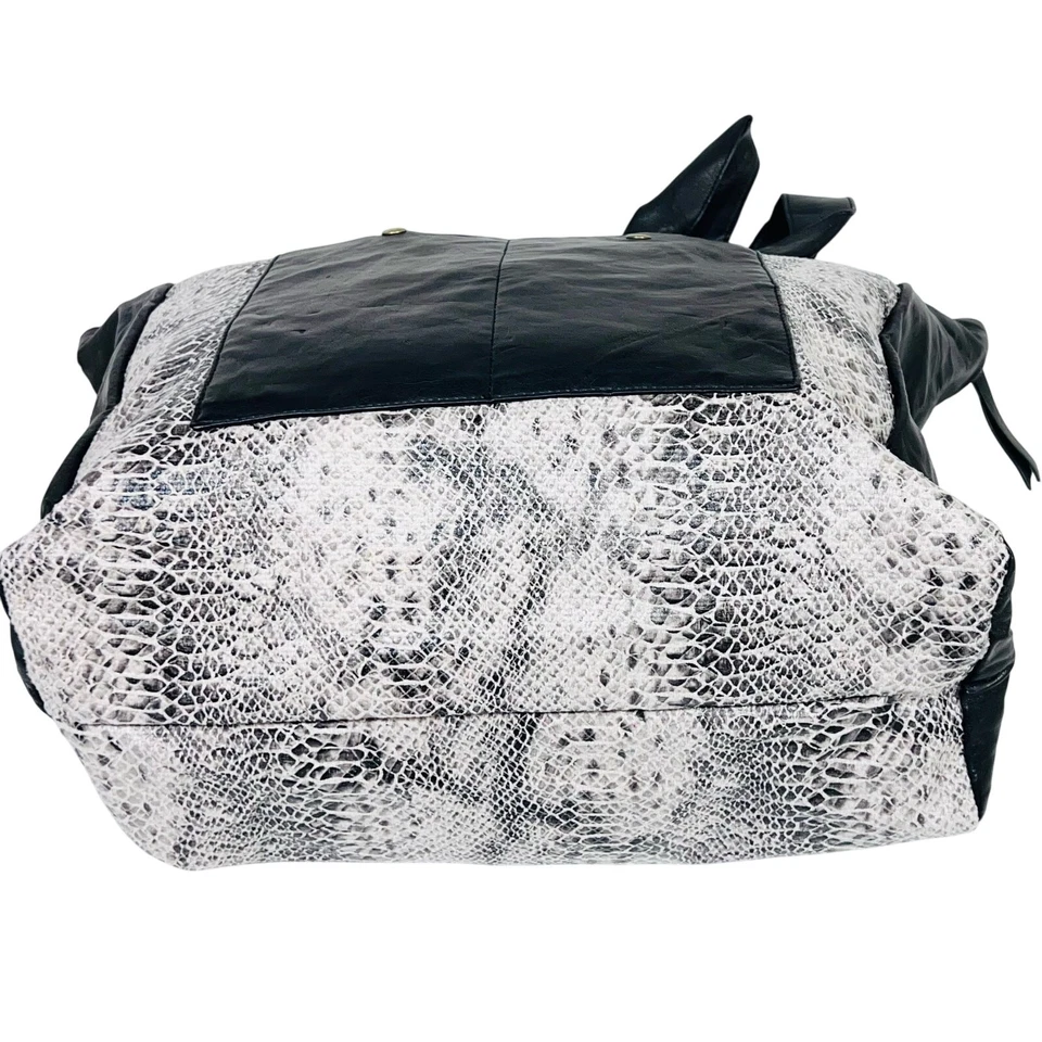 Vans Bolso de Hombro de Piel de Serpiente Cartera Grande Blanco Negro Cremallera Bolso de Mano Nuevo Foto 3 de 4