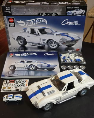 Mattel Brick Shop Hot Wheels Corvette Grand Sport Building Toy Kit