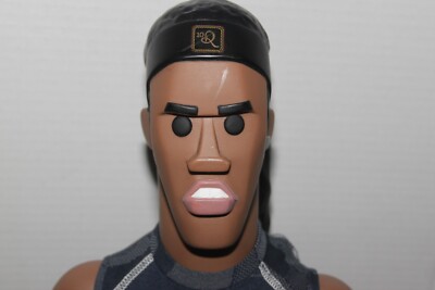 Ronaldinho Figure Limited Michael Lau x Nike Figures (Ripped
