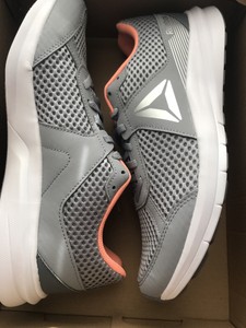 reebok endless road women's