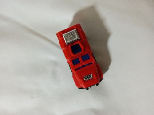 Zuru Metal Machines Emergency Recue Service Vehicle - Picture 4 of 8