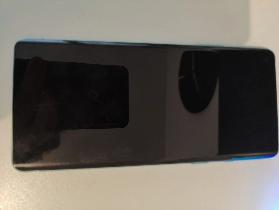 OnePlus 8 - 256GB - Glacial Green (Sbloccato) (Dual SIM) - Usato - Immagine 3 di 4