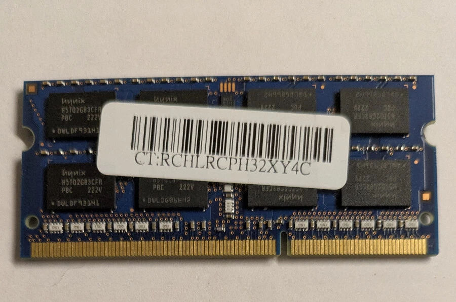 RAM Hynix HMT351S6CFR8C-PB NO AA 2Rx8 PC3-12800S-11-11-F3 4GB - Immagine 2 di 2