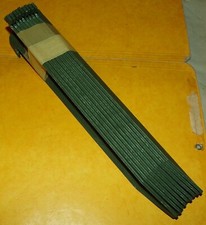 LOT DE 9 PIQUETS DE TENTE POUR TENTE MILITAIRE F1 , LONGUEUR 30 CM POIDS DU LOT 