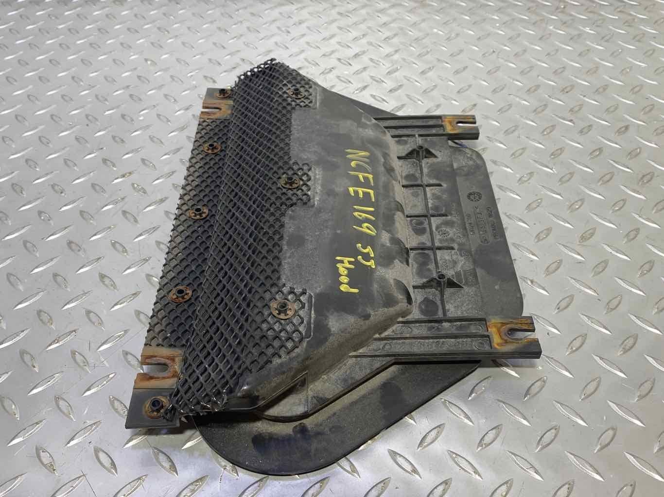 Ferrari California 2008-2014 Engine lid Black P/N 81024700