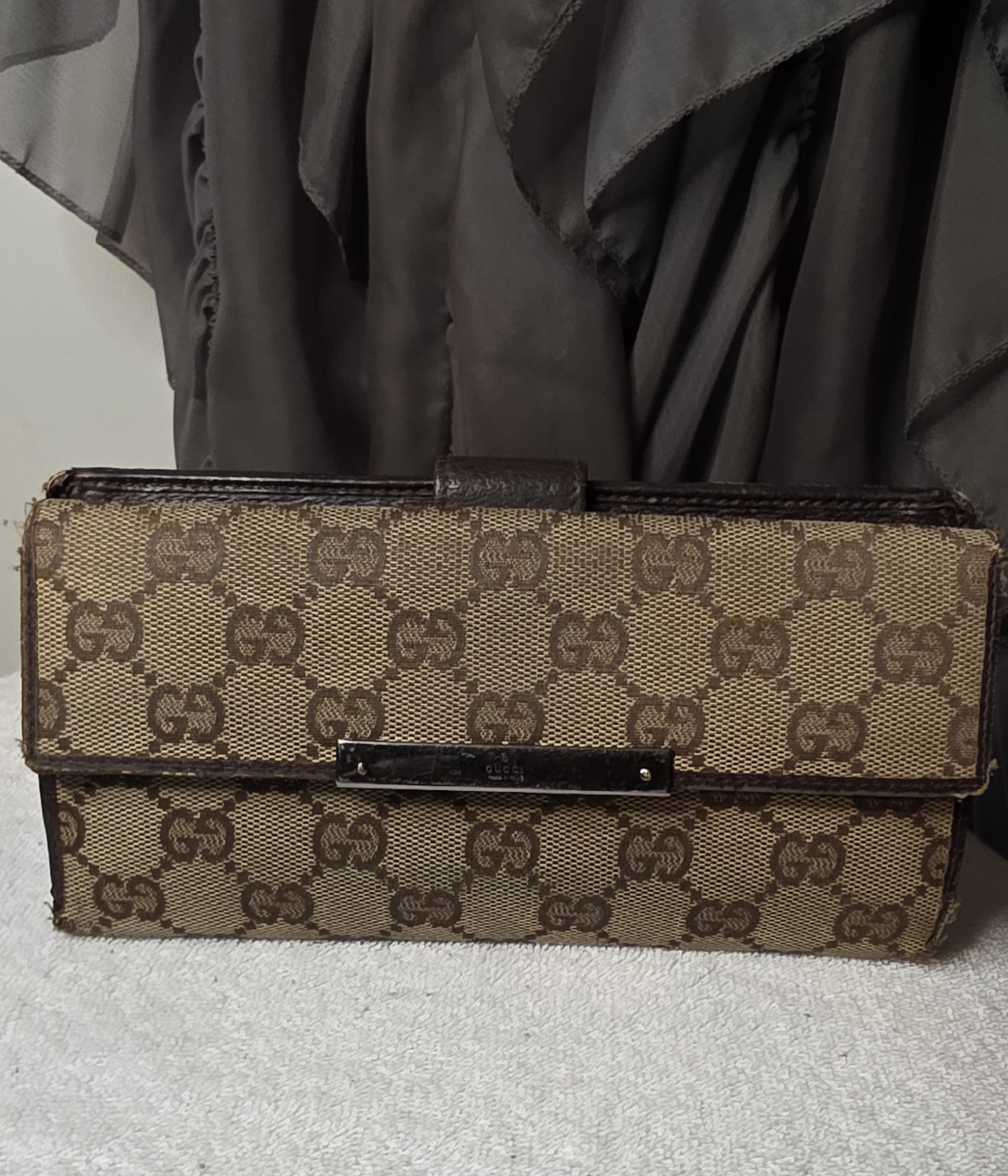 Vintage Authentic Louis Vuitton Monogram Continental Wallet