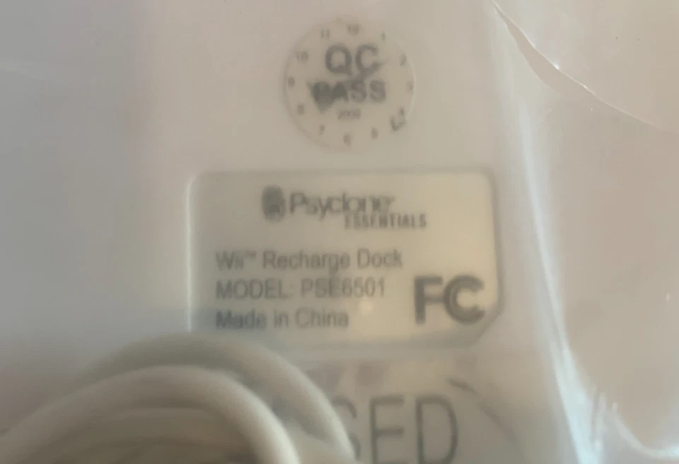 Base de recarga para mando Psyclone Nintendo Wii 4 PSE6501 Foto 3 de 3