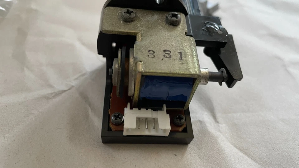 Elevador automático Yamaha Yal-1 para Yamaha GT-750/GT1000/GT-2000/GT-2000L/GT-2000X Foto 3 de 4