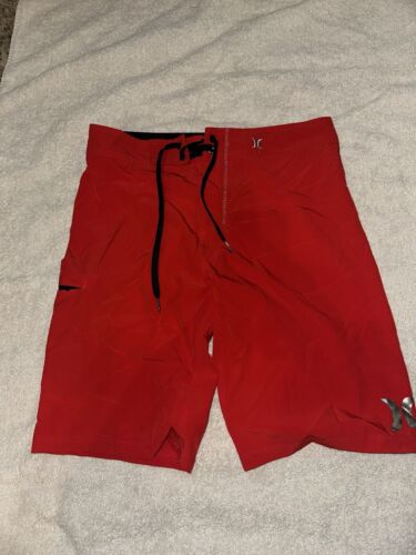 HURLEY MEN'S PHANTOM SWIM TRUNKS 29 used BOARD SHORTS RED