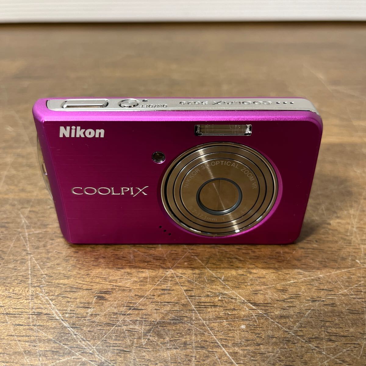 Nikon COOLPIX S520 Compact Digital Camera Pink English Nikon COOLPIX S520 Compact Digital Camera Pink English