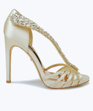Badgley Mischka Emma ll Embellished Heeled Size 9