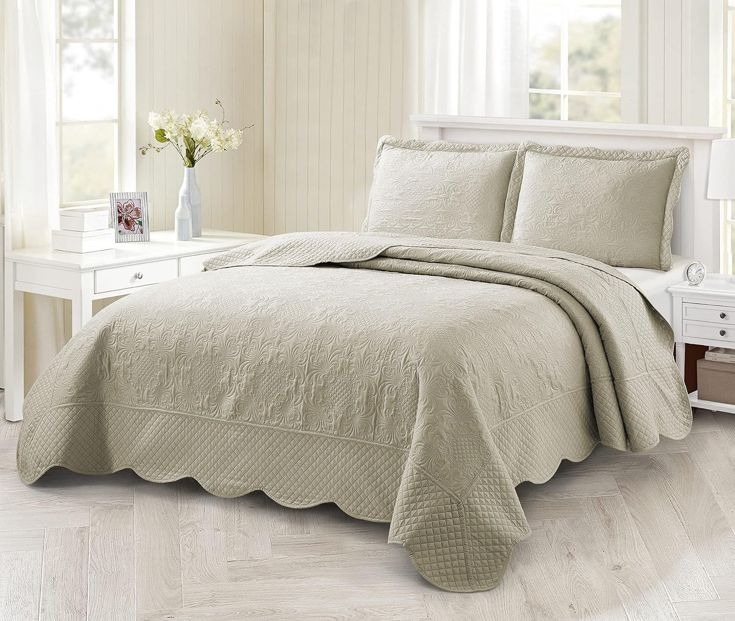 3-Piece Queen Ultrasonic Bedspread Set Coverlet Set Cream Quilt Queen Lightwe...
