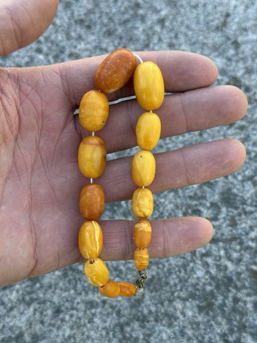 Antiguo collar de cuentas de ámbar báltico genuino natural caramelo yema de huevo 15 g - Imagen 5 de 19