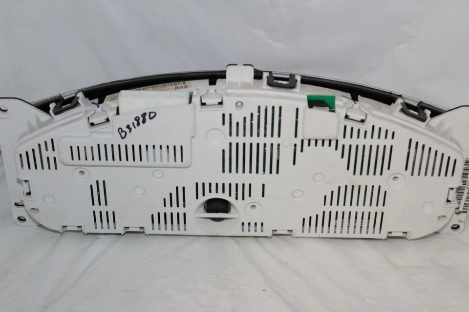 Cuadro de instrumentos velocímetro Nissan Xterra/Pathfinder 2005 4x4 112.079 millas Foto 2 de 3