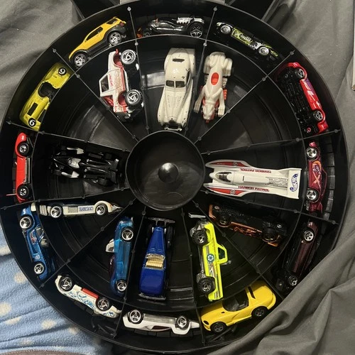 Vintage Hot Wheels Cars lot Of 24 with Super Rally Case