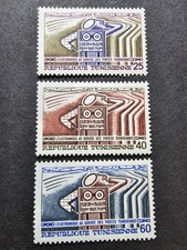TIMBRE TUNISIE  L'ÉLECTRONIQUE AU SERVICE DES POSTES N°635/637 NEUF * MLH 1968