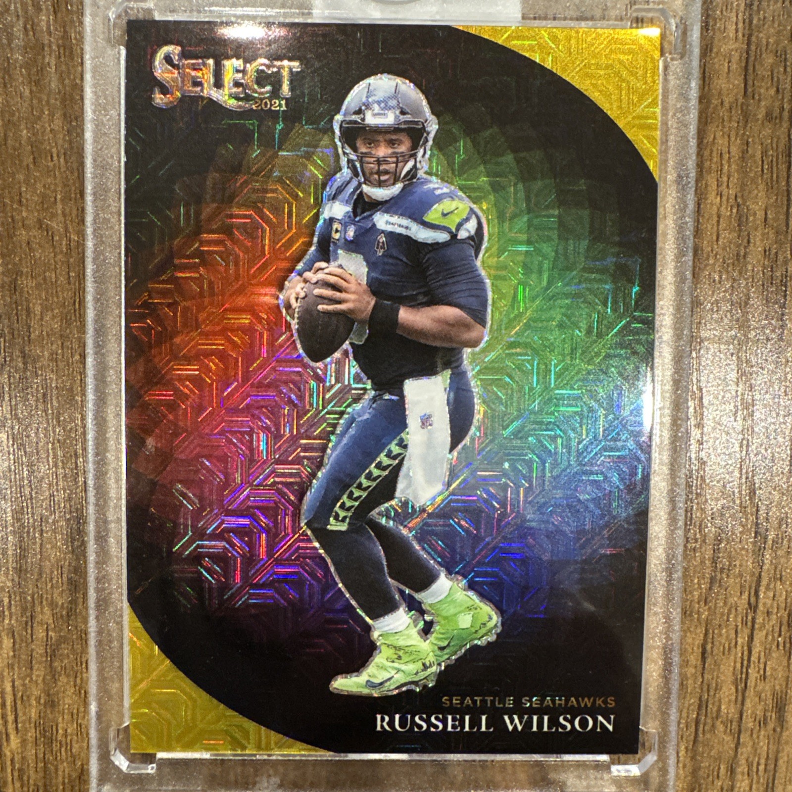 Russell Wilson 2021 Panini Select Gold Color Wheel 5/10 #CW-8 