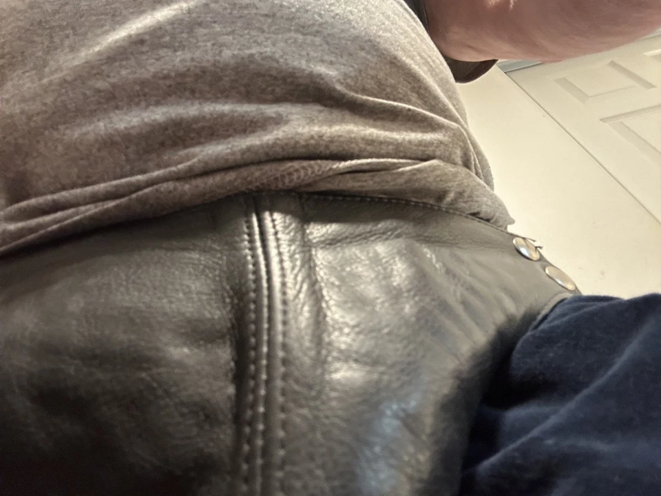 Butt and Dick Vampire Torture - Image 3 of 4