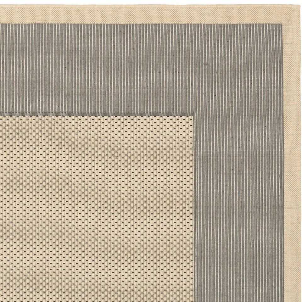 Courtyard Grey/Cream Square Rug Runner Grey/Cream 2'-7" X 5' - Image 3 of 3