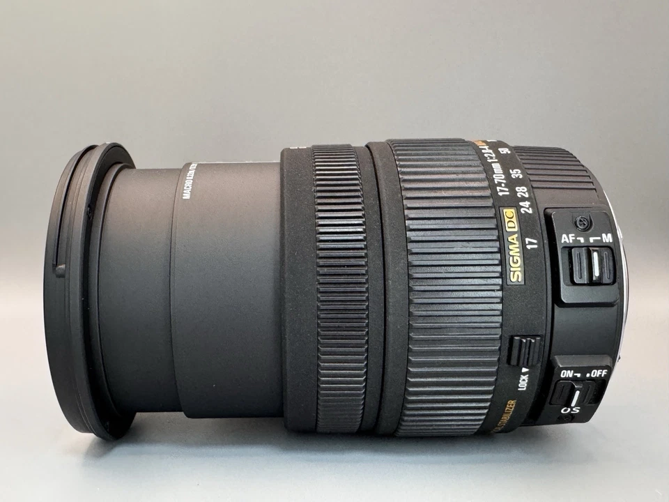 [N MINT] Sigma 17-70mm f2.8-4.5 DC Macro Lens for Pentax K Mount From JP #S255 - Image 2 of 4