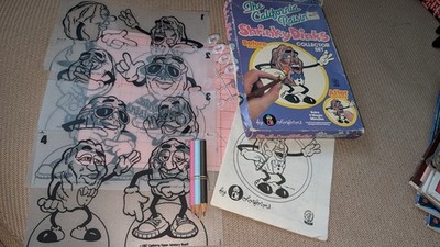 California Raisins Shrinky Dinks by Colorforms #1667  Box Crushed READ