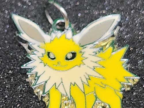 Pokemon Jolteon Charm Pendant For Necklace Evolution Eevee Sparky Collectible - 第 3/9 張圖片