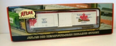 Atlas Model Railroad Co 50' precision Design Box Car # 2003 (HO Scale)